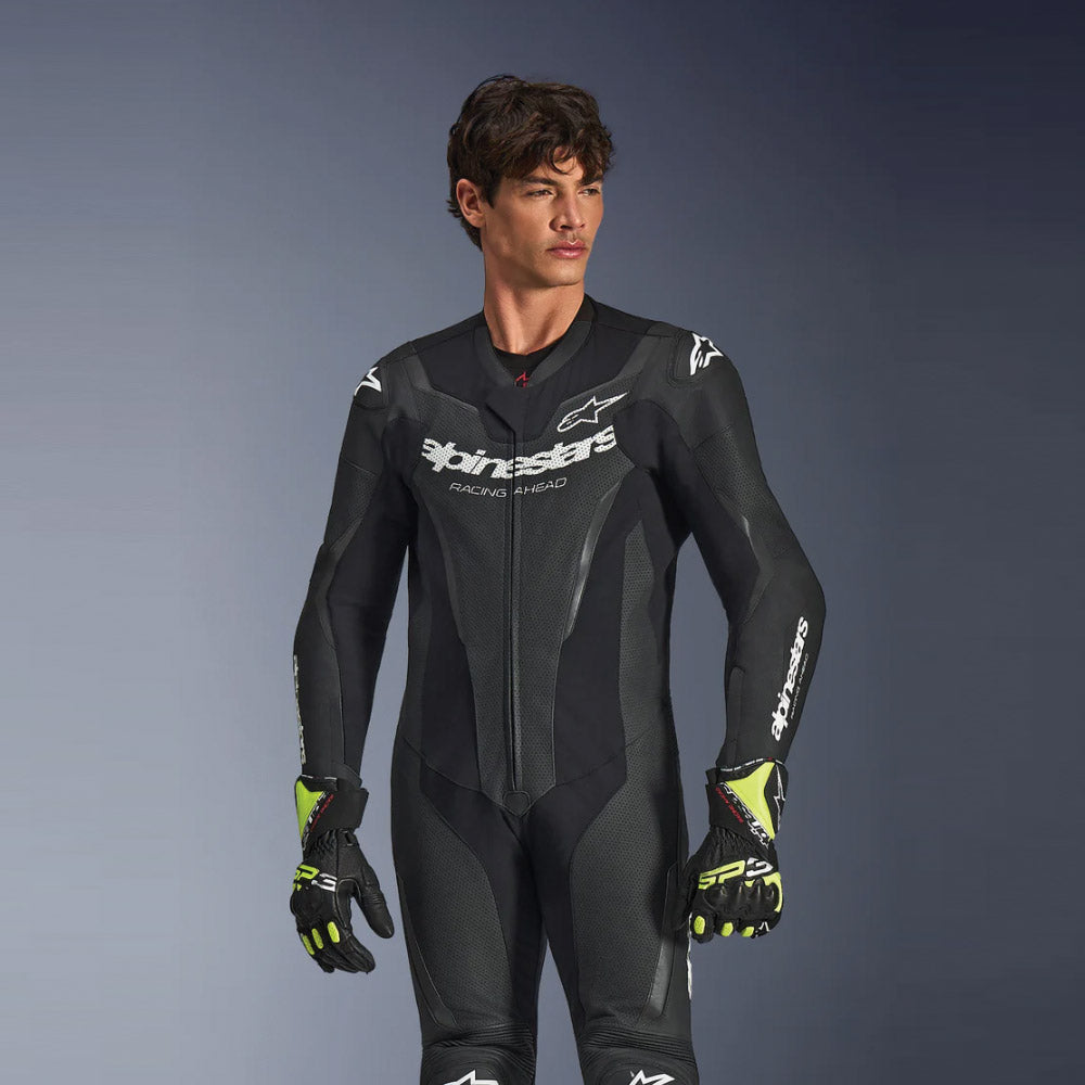 Mono De Cuero 1 Pieza GP Force V2