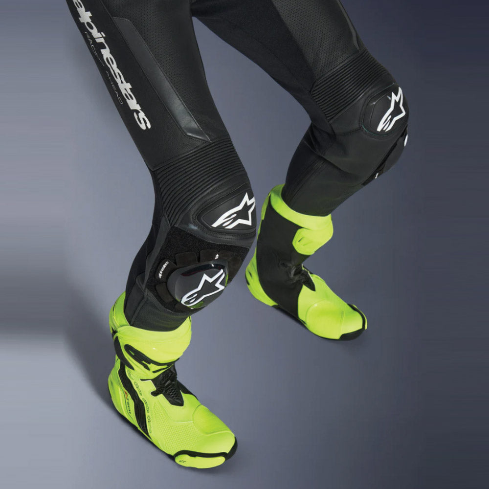 Mono De Cuero 1 Pieza GP Force V2